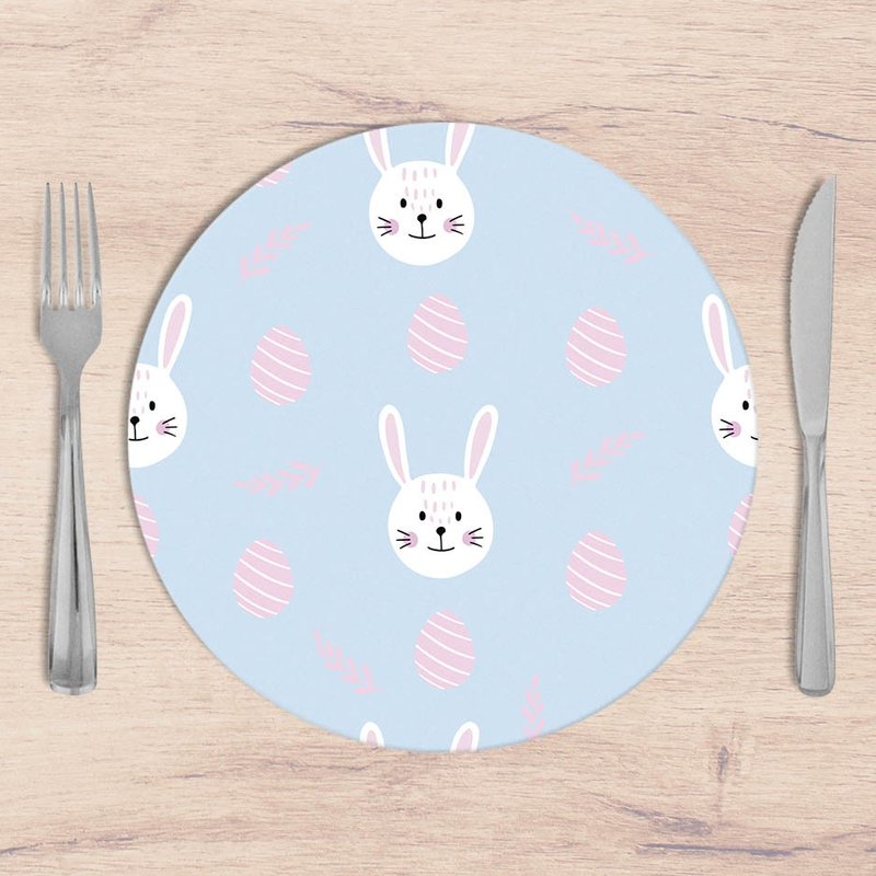 Kit: 4 Capas de Sousplat Redondo Pascoa Cute Blue - 35x35 Kit: 4 Capas de Sousplat Redondo Pascoa Cute Blue - 35x35