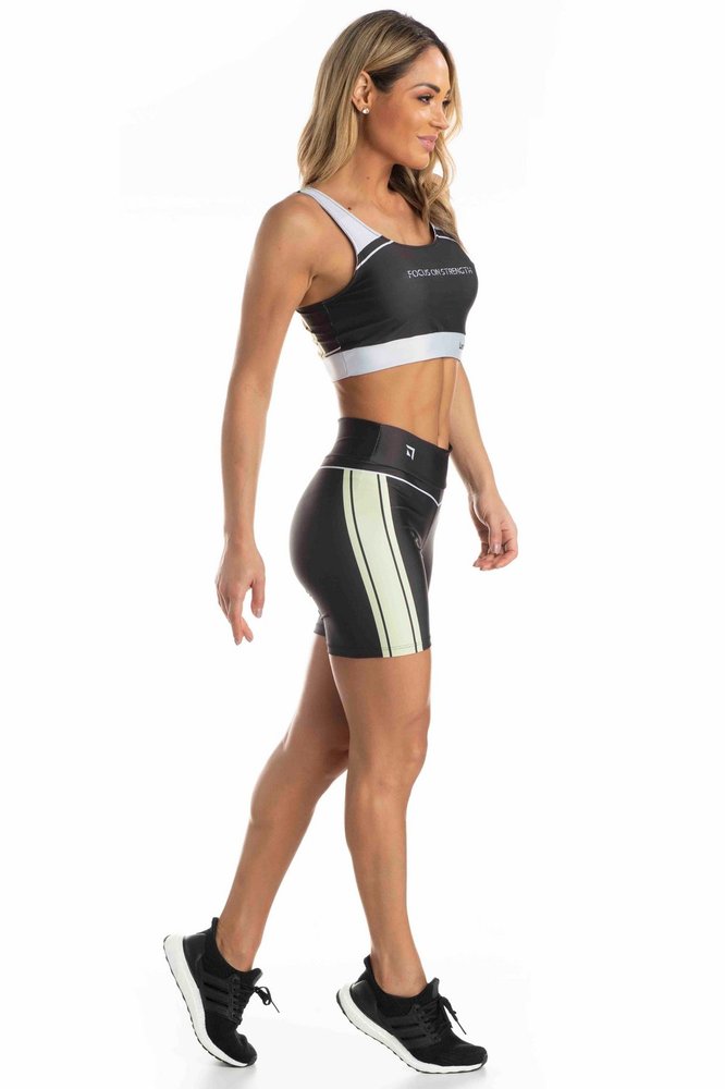 Shorts Focus On Strenght Shorts Focus On Strenght